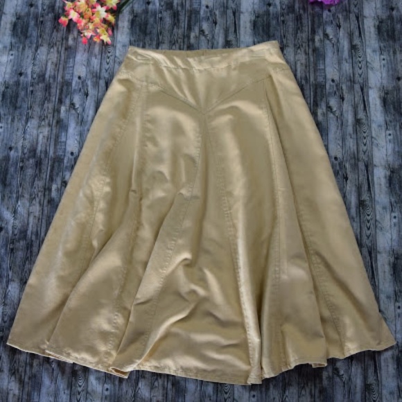 Coldwater Creek Dresses & Skirts - Coldwater Creek golden tan moleskin skirt